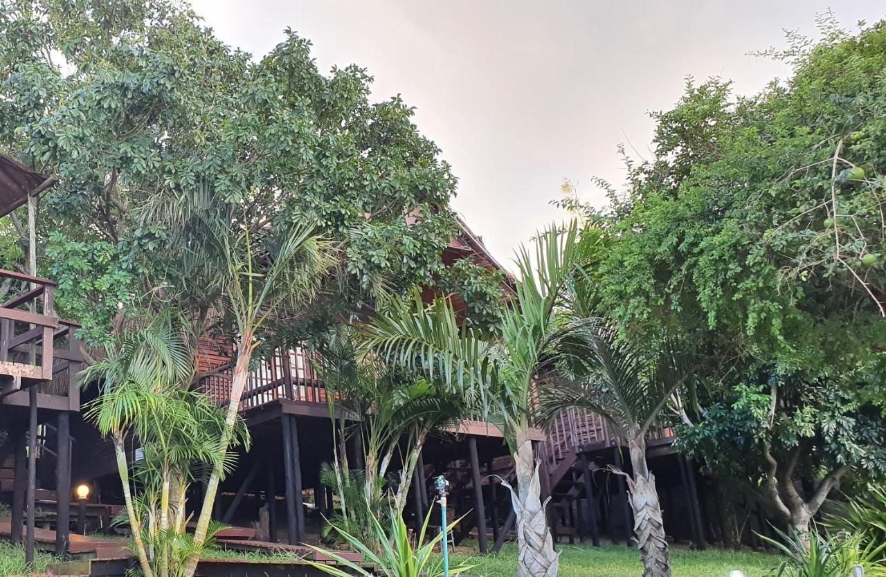 Mozbevok Coconut View Resort Ponta do Ouro Buitenkant foto